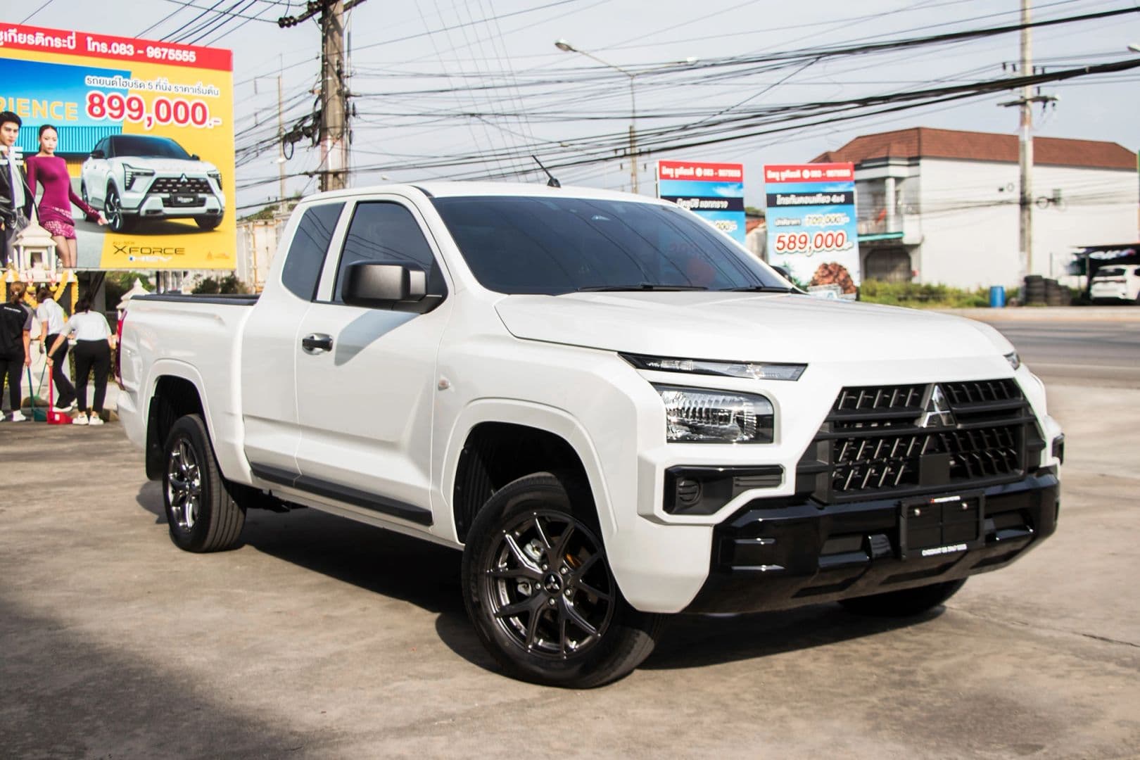 Triton Mega Cab Street thumbnail 2